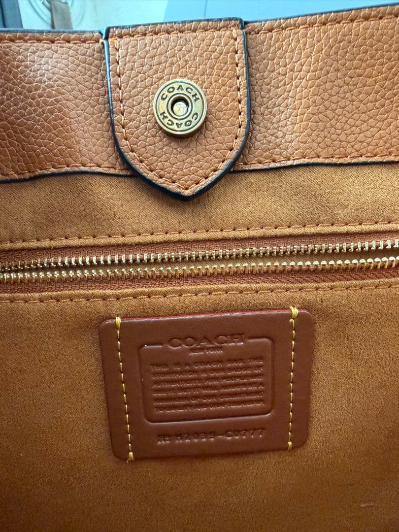 COACH C0777トートバッグ ショルダー付き 2WAY ホワイトxブラウン