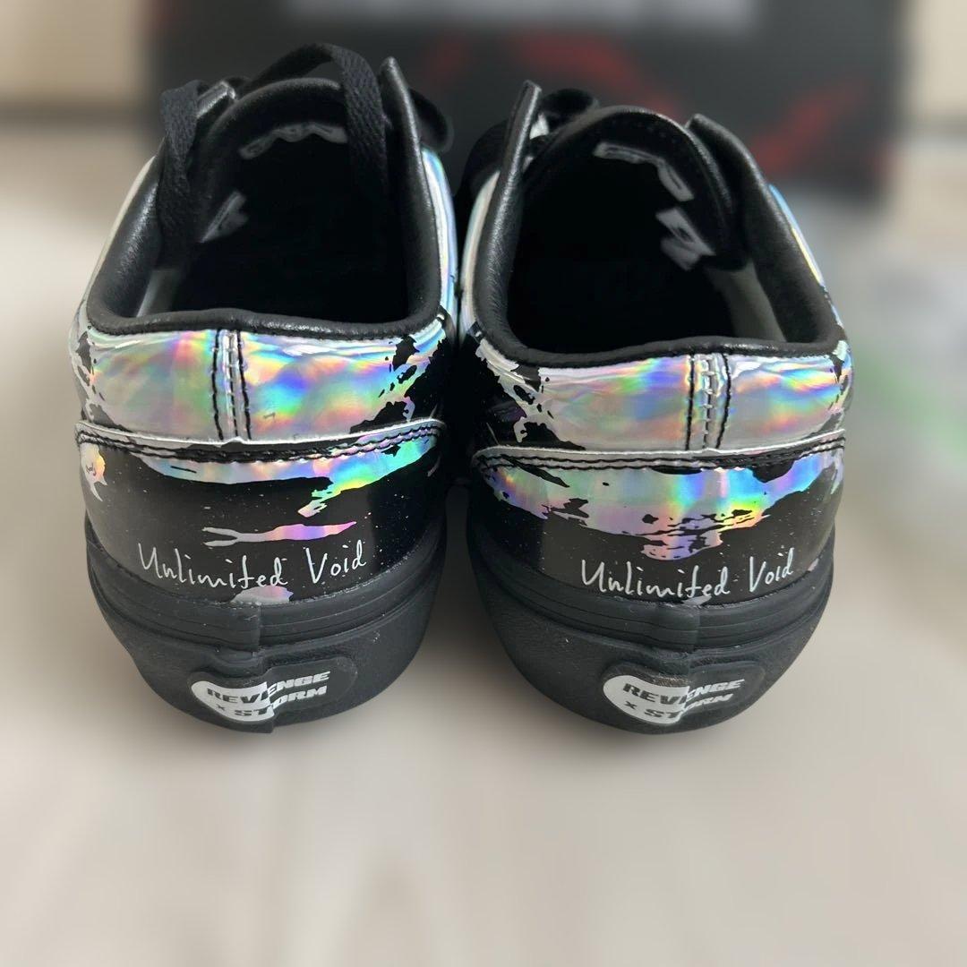 新品 呪術廻戦×MAPPA×MIKIOSUZUKI コラボスニーカー 五条悟 - メルカリ