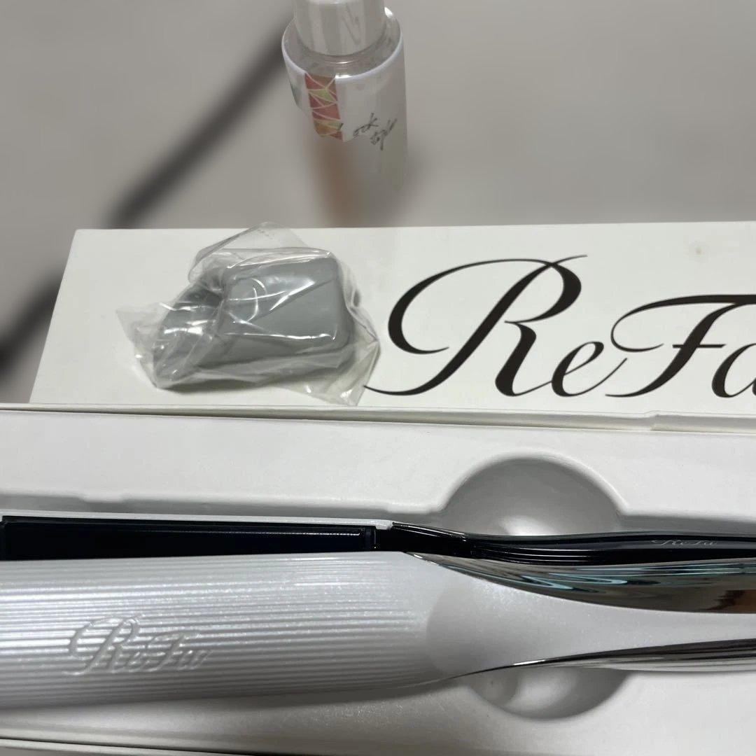 極美品・箱付】ReFa ストレートアイロン RE-AC02A 正規品 - メルカリ