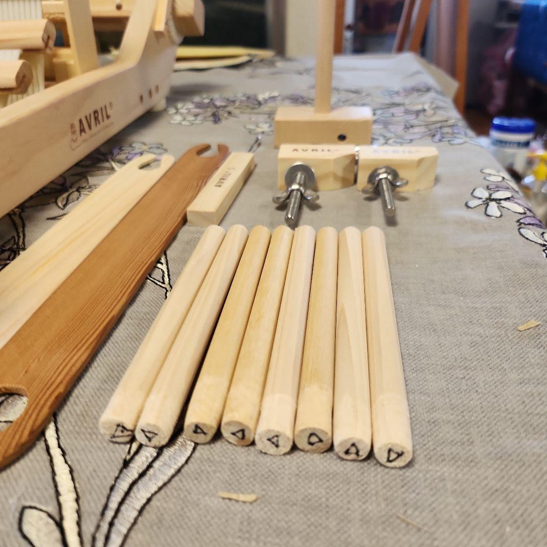 黒猫のキキ様専用 機織り機 AVRIL 手織り機Loom30 へドル4種 - メルカリ