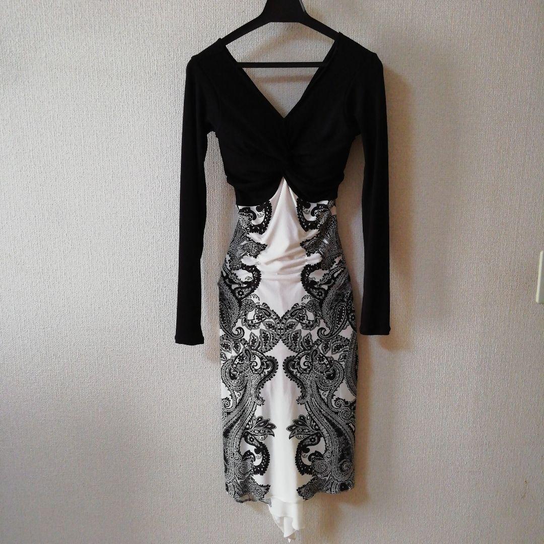 【社交ダンス】Chacottチャコット　白黒ペイズリー柄ワンピース　サイズS 社交ダンス】Chacottチャコット 白黒ペイズリー柄ワンピース サイズS