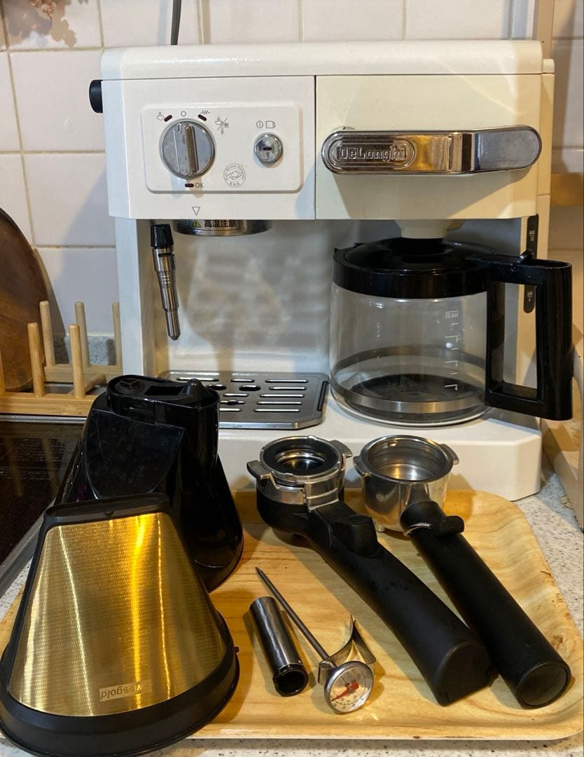 DeLonghi エスプレッソマシン 本体と付属品 楽天市場】デロンギ ラ・スペシャリスタ・アルテ グラインダー付き