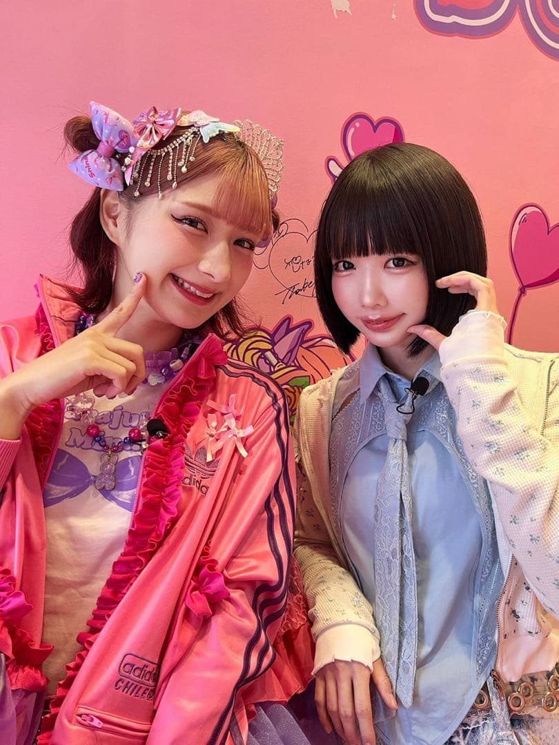 neith. Lace tied shirts blue あのちゃん着用 - メルカリ