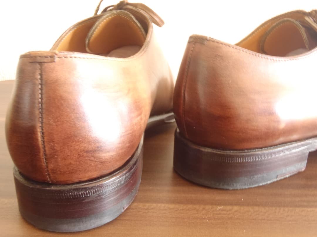 ジャラン スリワヤ ホールカット ブラウン 40 (25.5cm) Used