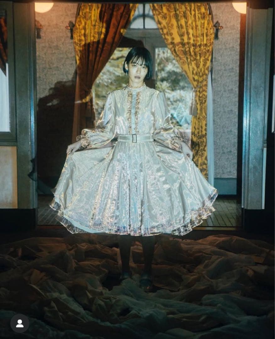 え*か様 hazama ハザマ 夜空に駆ける透明彩度のワンピース Mサイズ hazama 夜空に駆ける透明彩度のワンピース Sサイズ - メルカリ