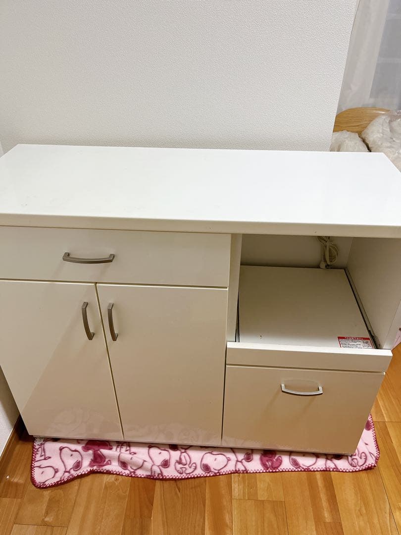 ニトリ　カップボード　キッチンボード　レンジボード　レンジ台　ホワイト　白 ニトリ（NITORI） 幅120cm 鏡面仕様のキッチンボード (幅120cmcm WH