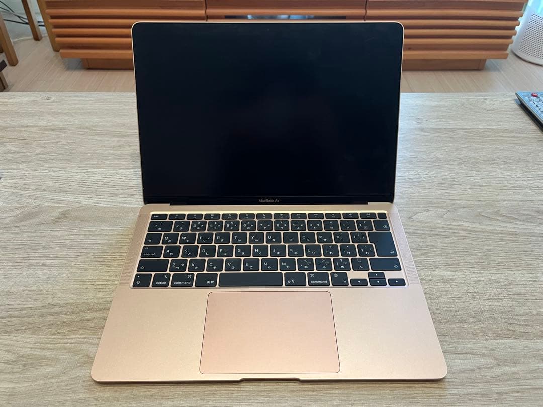 MacBook Air 2020（13インチ） M1 / ローズゴールド Amazon.com: Apple 2020 MacBook Air with Apple M1 Chip, 13-inch