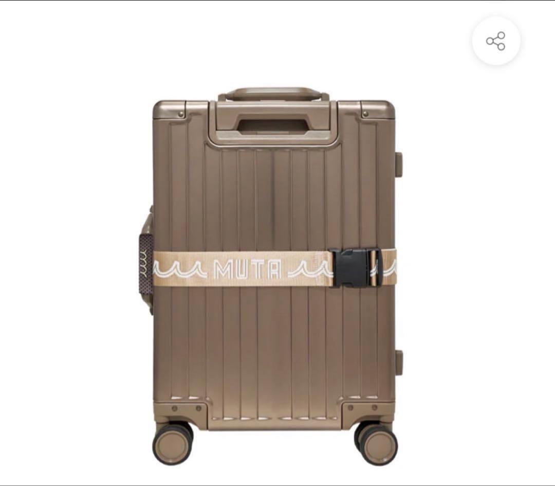 MUTA 38L中型キャリーケース スーツケース2026ステッカー付き - メルカリ
