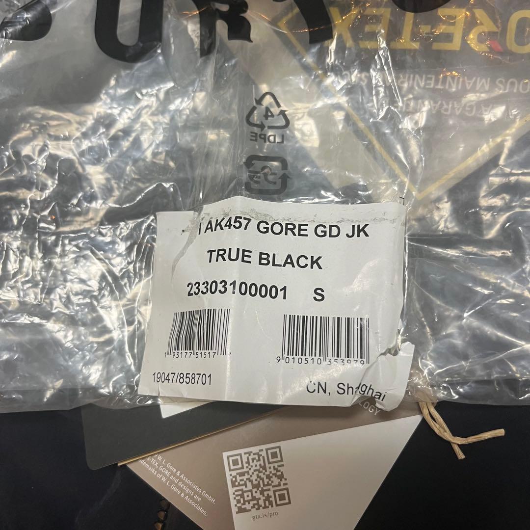 最高峰 AK457 BURTON AK ガイド true black バックロゴ - メルカリ