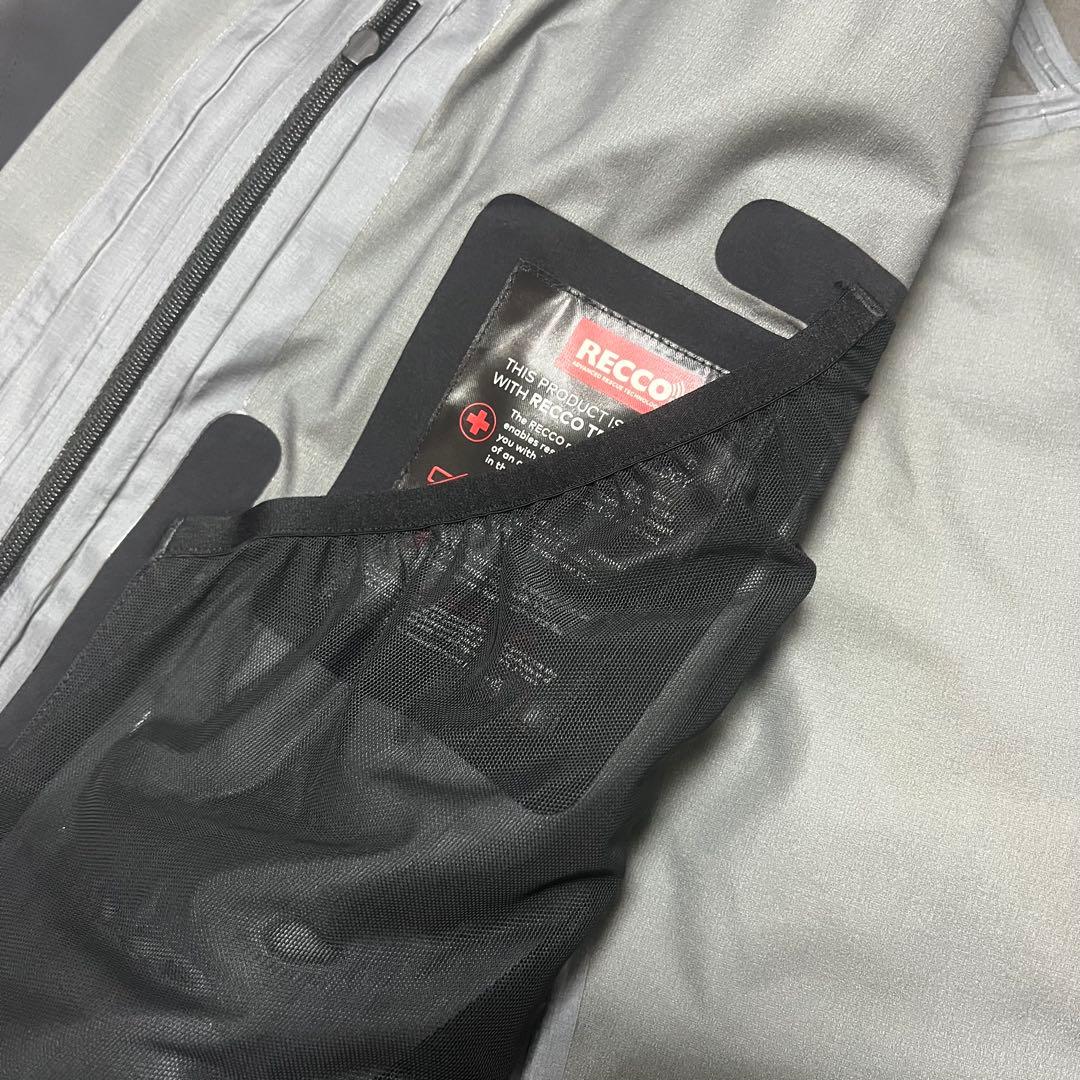 最高峰 AK457 BURTON AK ガイド true black バックロゴ - メルカリ