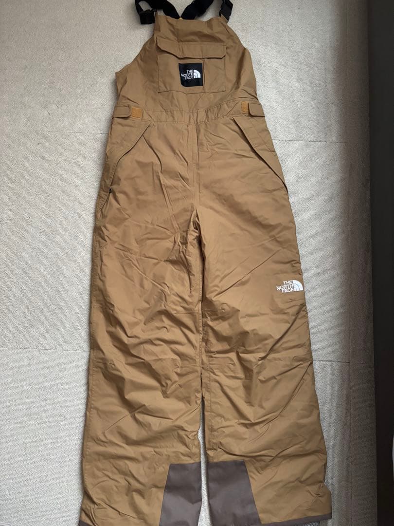 THE NORTH FACE スノーボードウェア 子ども用 ベージュ　男女兼用 THE NORTH FACE スノーボードウェア 子ども用 ベージュ 男女兼用 THE