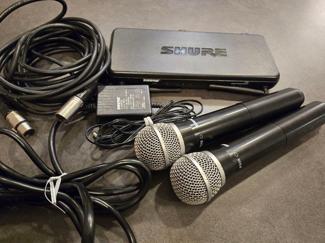【SHURE】ワイヤレスマイクロフォンPG58+受信機SVX88セット SHURE SVX288/PG58 ワイヤレスマイク2本セット [マイク:PG58×2] [受信
