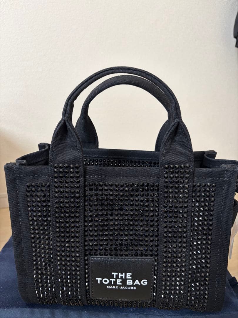 MARC JACOBS THE TOTE BAG ブラック Marc Jacobs ザ トート バッグ L | ブラック | FARFETCH JP
