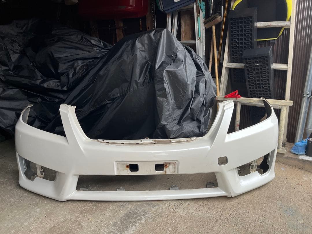 GRS204/200系クラウン アスリート後期 純正フロントバンパー GRS200 クラウン アスリート 後期 純正 フロントバンパー 52119-30B40