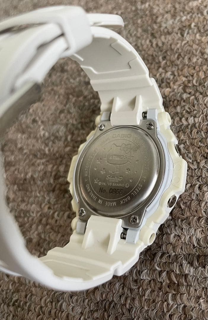 く*ん様 Baby-G ハローキティ×atmos 未使用品 電池切れ - メルカリ