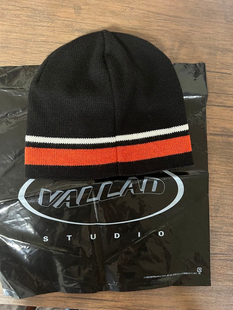 vallad studio ビーニー IO着用 - メルカリ