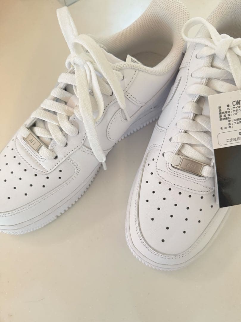 新品 Nike Air Force 1 '07 エアフォースワン 24.5cm