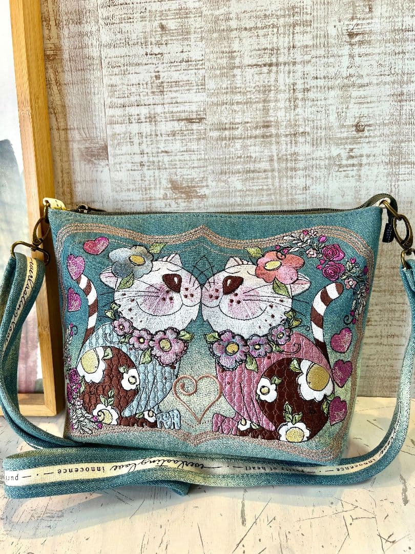 シータ様お纏めリクエスト＊ロラライハリス♡刺繍のショルダーバッグなど