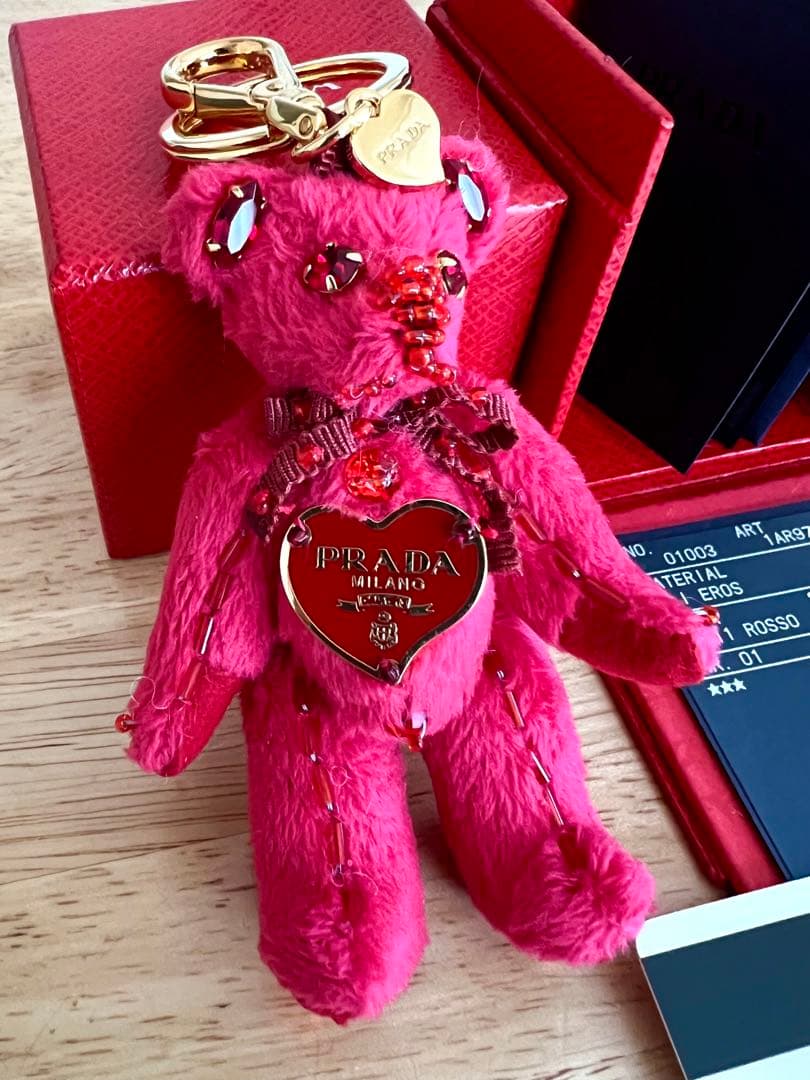 ✴︎森のトラ様専用✴︎PRADAテディベア バッグチャーム キーホルダー