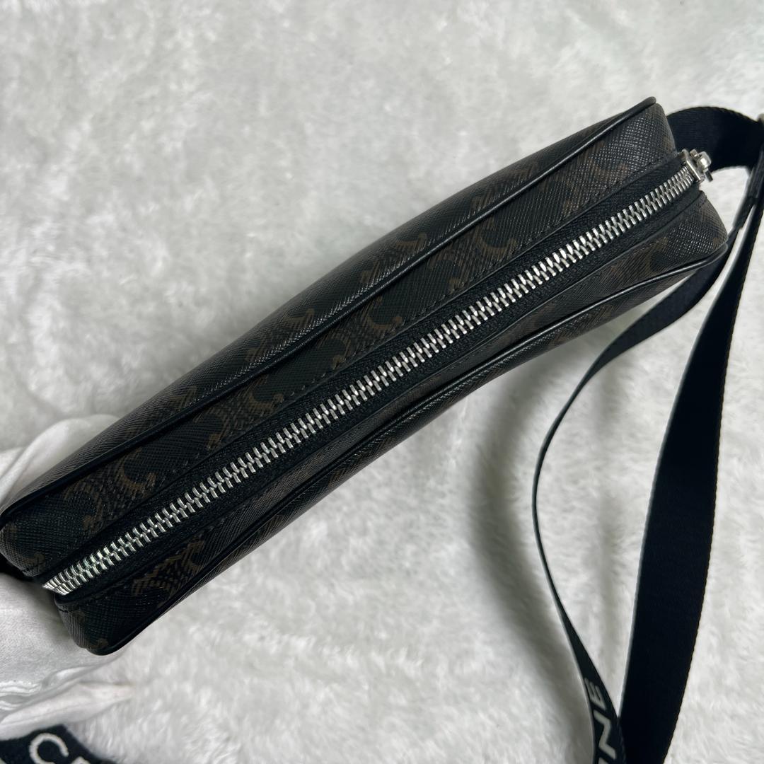 《美品》セリーヌ トリオンフ ミディアム メッセンジャーバッグ