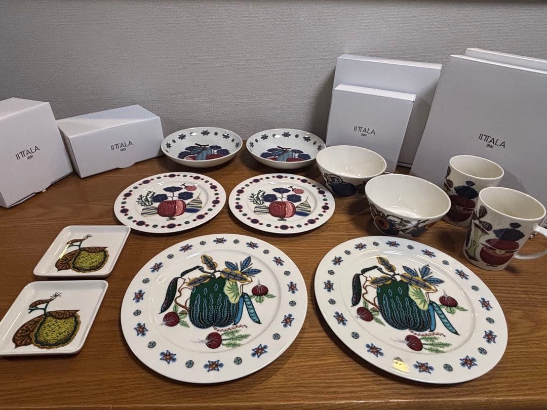 新品未使用】iittala タイカ サト 食器12点 2026福袋 - メルカリ