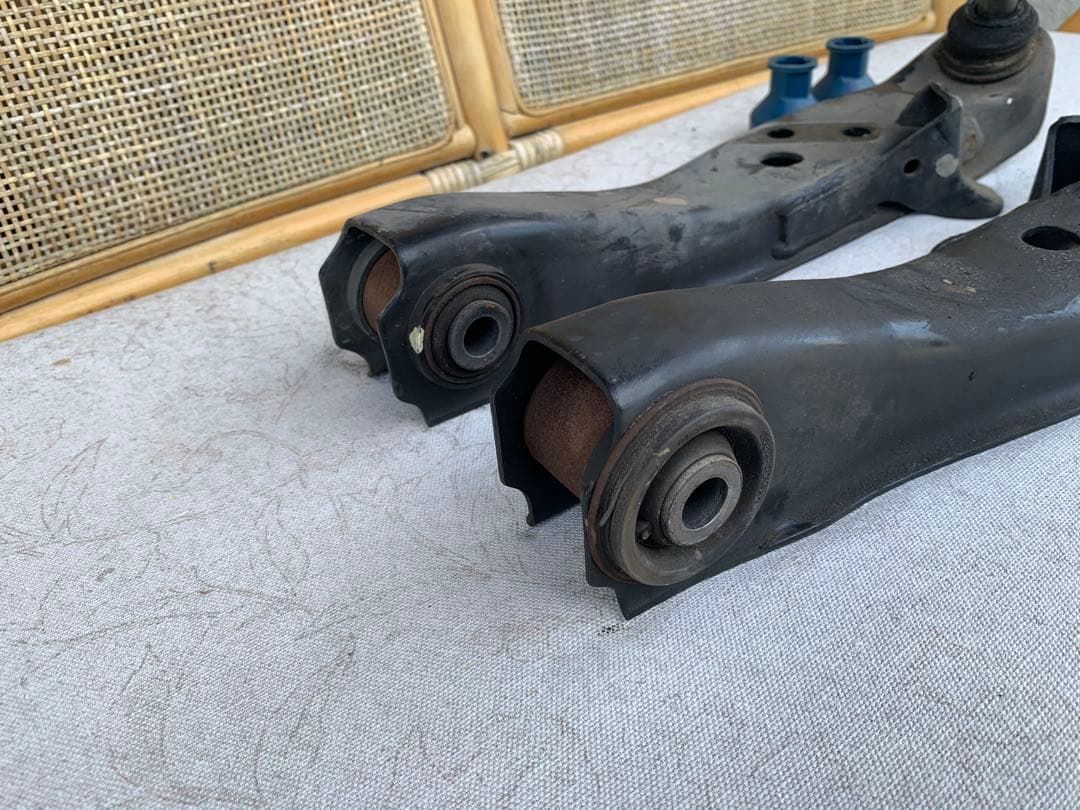 Y33 セドリック ロアアーム S13 S14 S15 R32 R33 R34等 - メルカリ