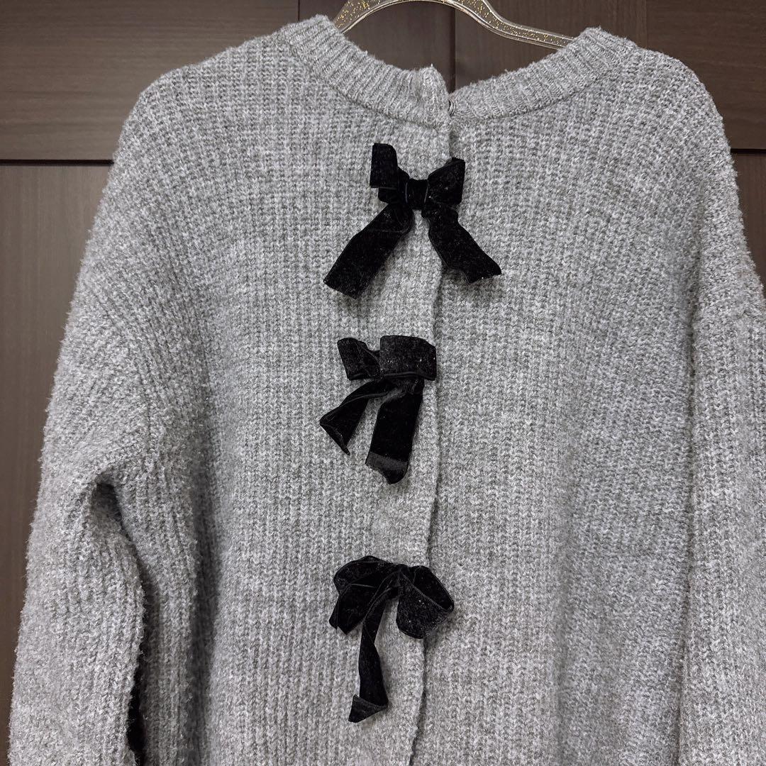 本日限定価格！リボン付きグレー長袖ニットセーター レディース - メルカリ
