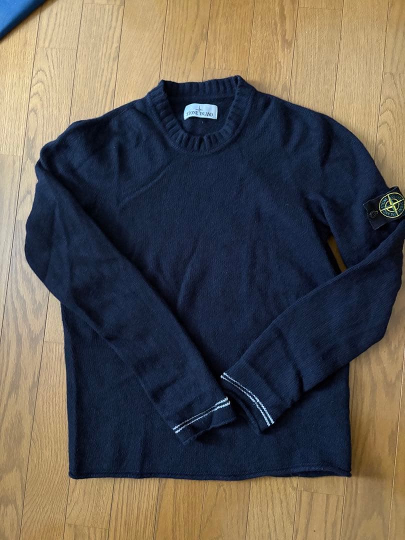 stone  セーター　ニット　ネイビー　Mサイズ STONE ISLAND（ストーン アイランド） ニット セーター ネイビー