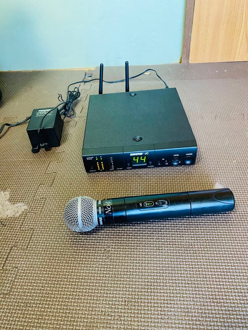 Shure UC4/Uc2-SM58, USA 製、動作確認済み。 AF61B8BE-C8D7-4A3E-A2C8-