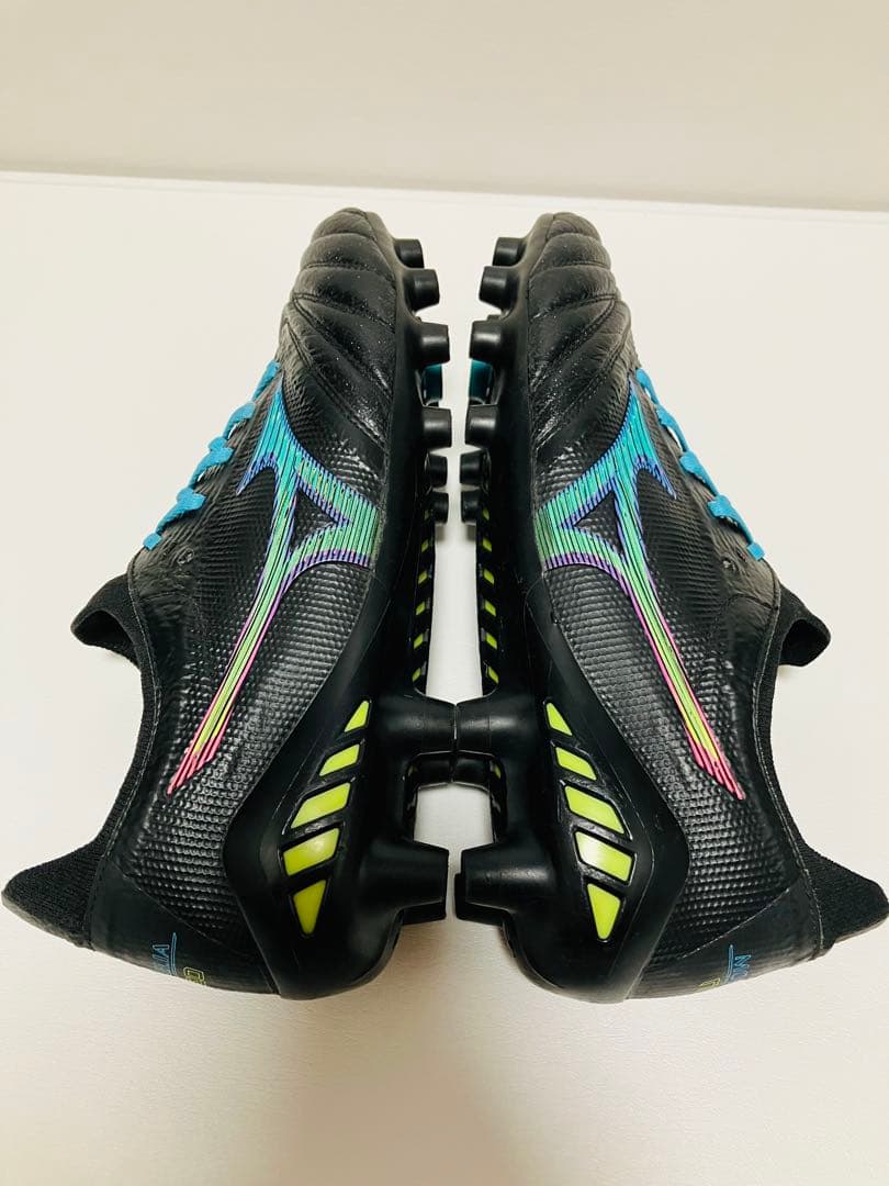 モレリアネオ3βJAPAN 25.5cm