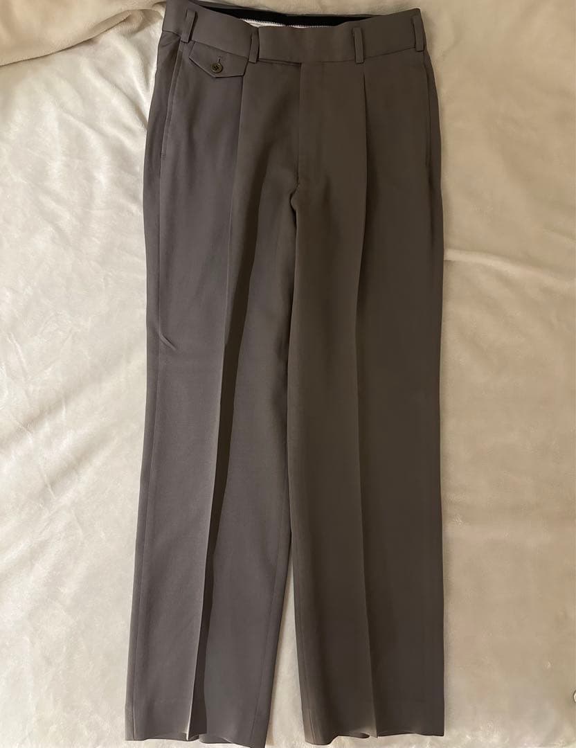 UMBER テーパードパンツ｜アンバーグリーム コットンチノテーパードパンツ