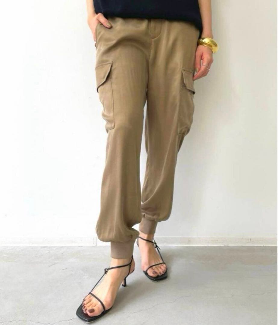 Lily様　L'appartement カーゴパンツ ベージュ　34 Lily様 L'appartement カーゴパンツ ベージュ 34 L'appartement カーゴ