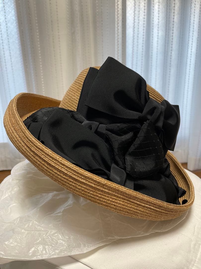 ✨新品未使用品　ビューランス　帽子　ハット ビックリボン キナリノ掲載商品【 Beaurance （ビューランス）】つば裏プリント