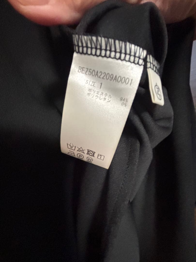 ★27日まで限定価格★BEARDSLEY Tワンピース《LIVETART》黒、1