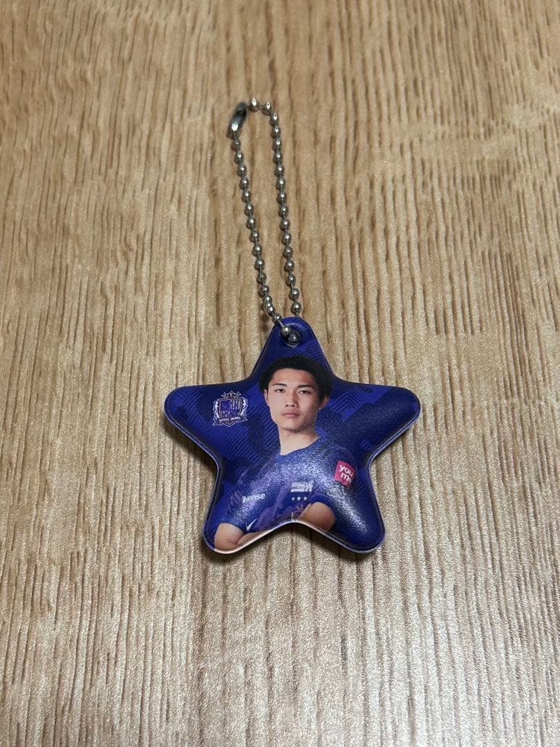 サンフレッチェ広島 東俊希選手 グッズ 美品 - メルカリ