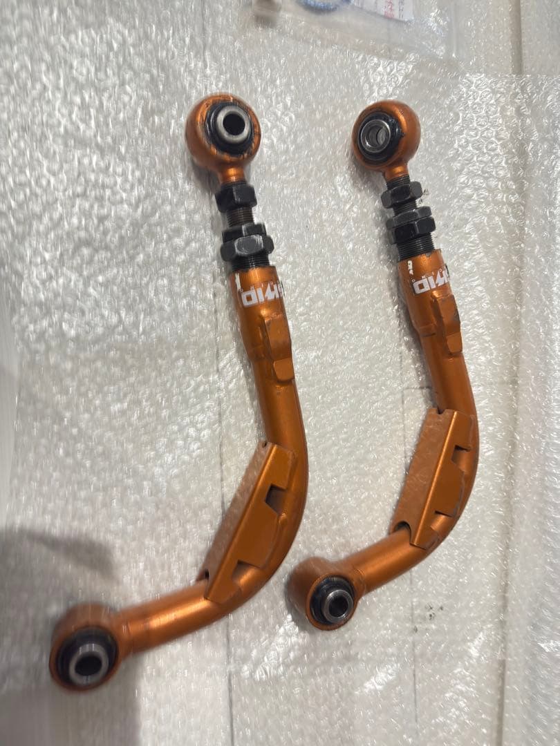 30アルファード リアアッパーアーム ※要ダストブーツ交換 ｱﾙﾌｧｰﾄﾞ ﾘｱｱｯﾊﾟｰｱｰﾑ交換 その①（トヨタ アルファード・30系）by