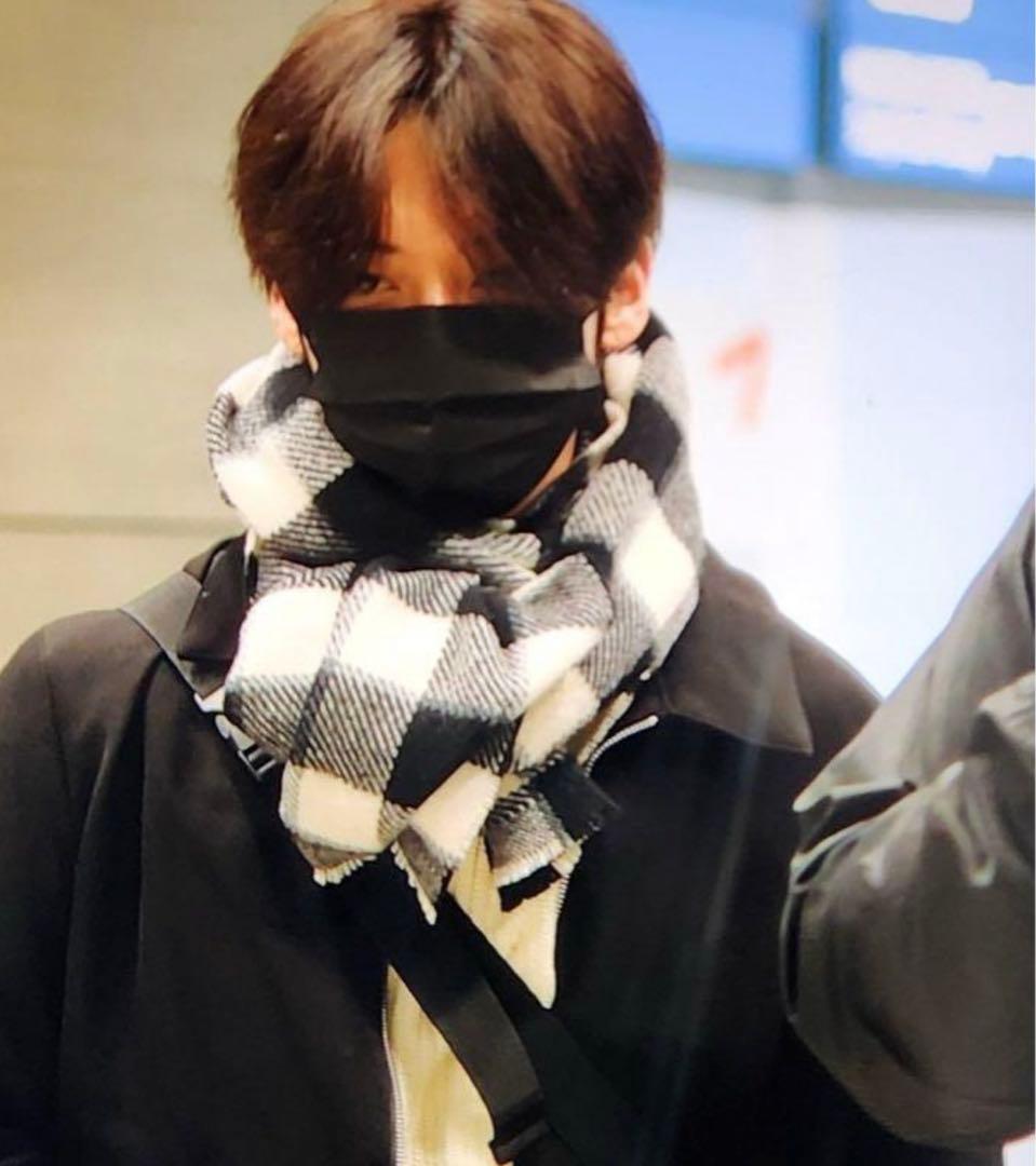 美品】アクネ チェック柄マフラー 100%ウール スキズ リノ - メルカリ