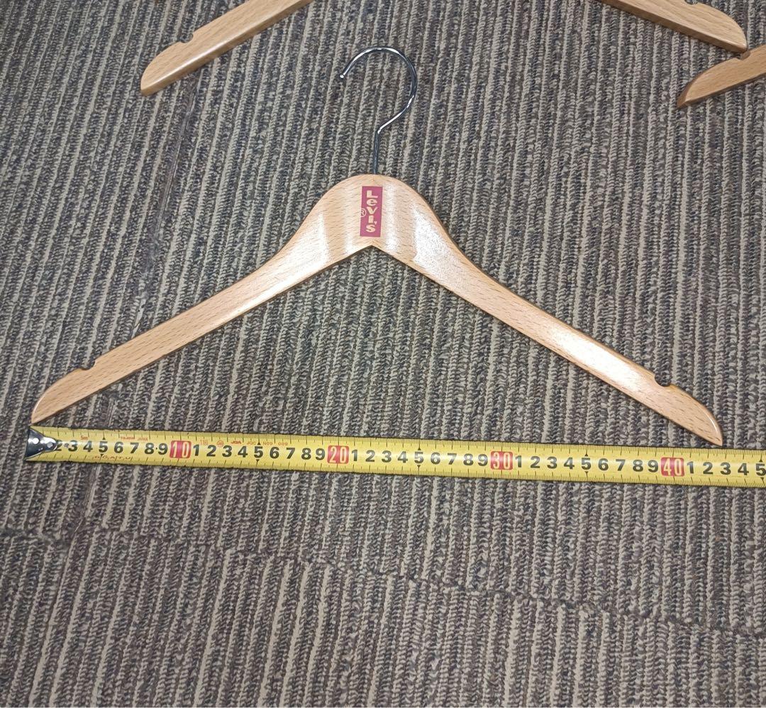 八6098【美品】Levis リーバイス 木製ハンガー10本セット - メルカリ