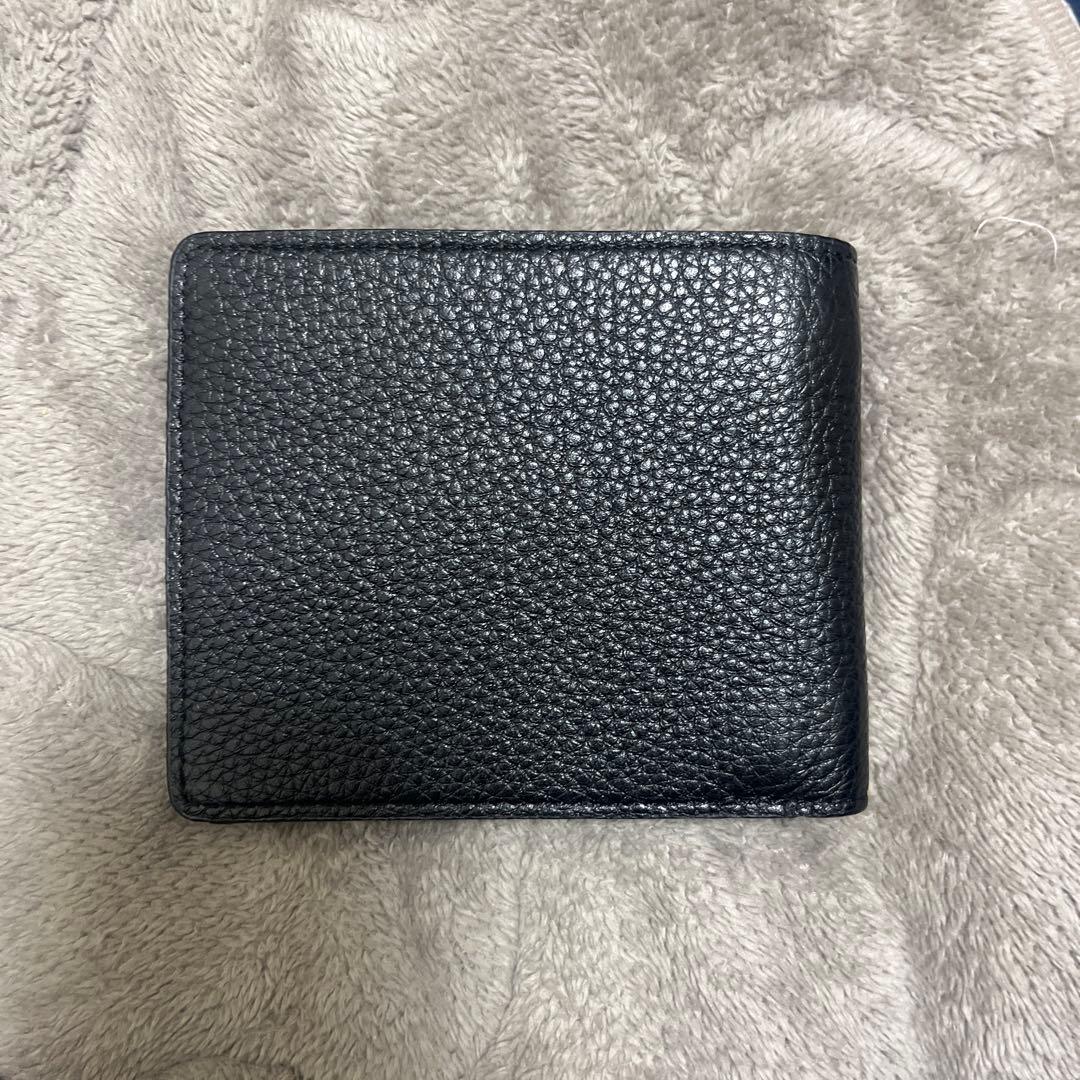 Thug-Club 黒 二つ折り財布 - メルカリ