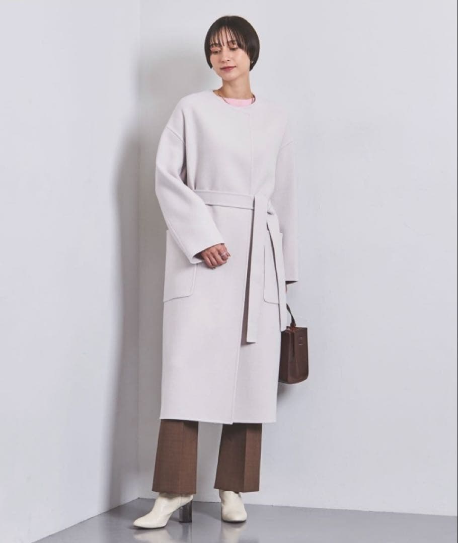 極美品 UNITED ARROWS ホワイト ベルト付きロングコート