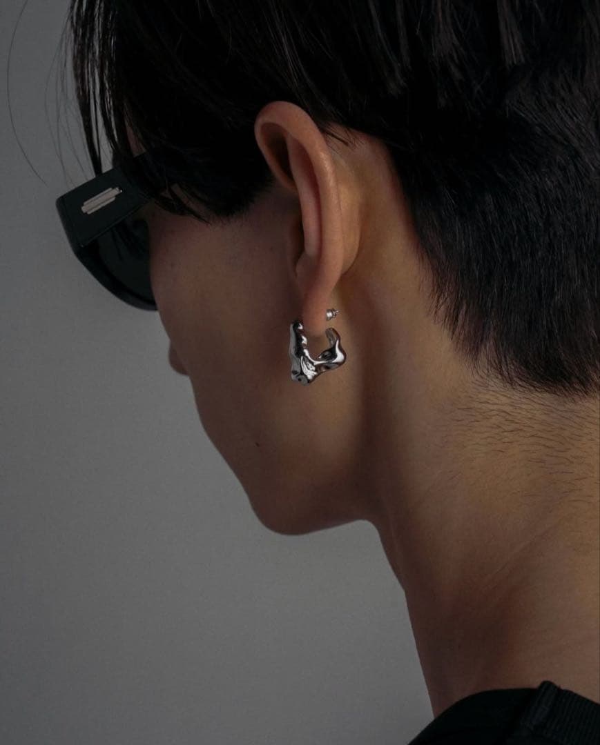 jent louis 両耳ピアス（新作） ポップアップ限定カラビナ付き Jent Louis ジェントルイス ピアス両耳 - メルカリ