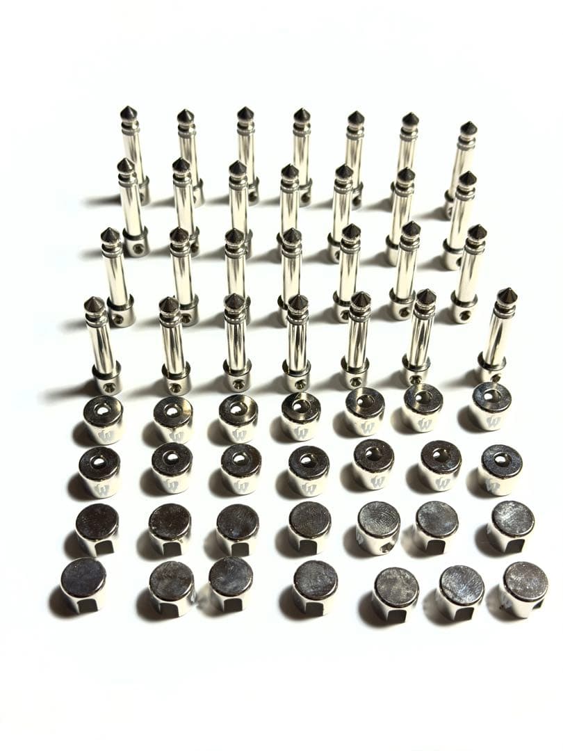 FREE THE TONE ソルダーレス　28本セット　ケース他おまけ付き 8l.png