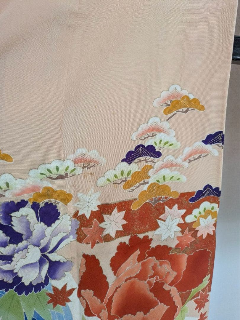 は*ー様 振袖 裄67 作家物 セミアンティーク 一つ紋 青海波に花柄金彩