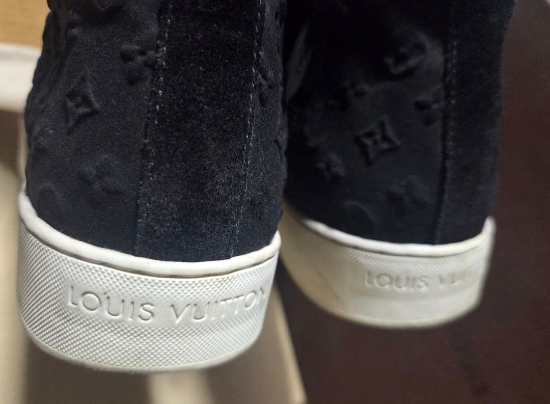 【新年値下げ】ルイヴィトン スニーカー STELLAR 23.5cm