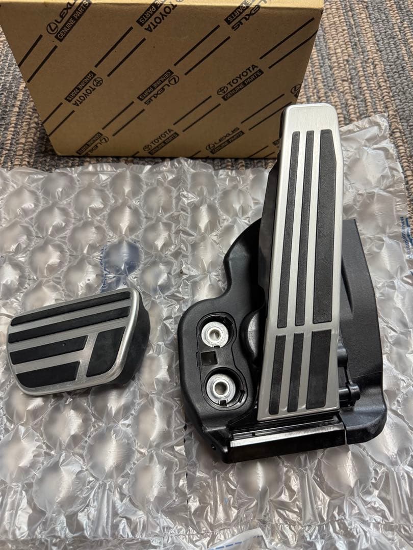 レクサス RX F SPORT 純正アクセルペダル レクサス純正 RX F-SPORT用 アルミ アクセルペダル ＆ ブレーキペダル