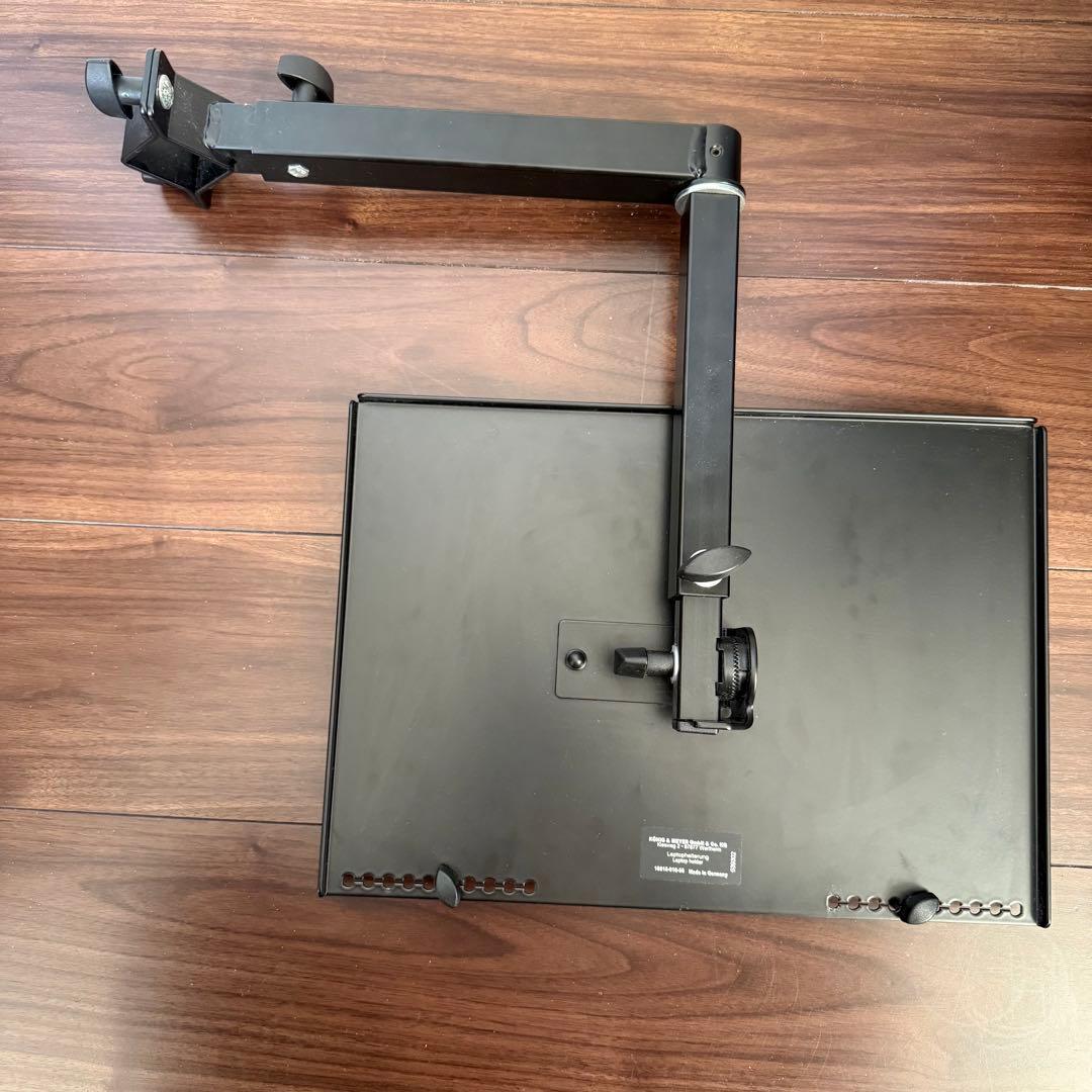 K&M ラップトップホルダー 18815-018-55 - メルカリ