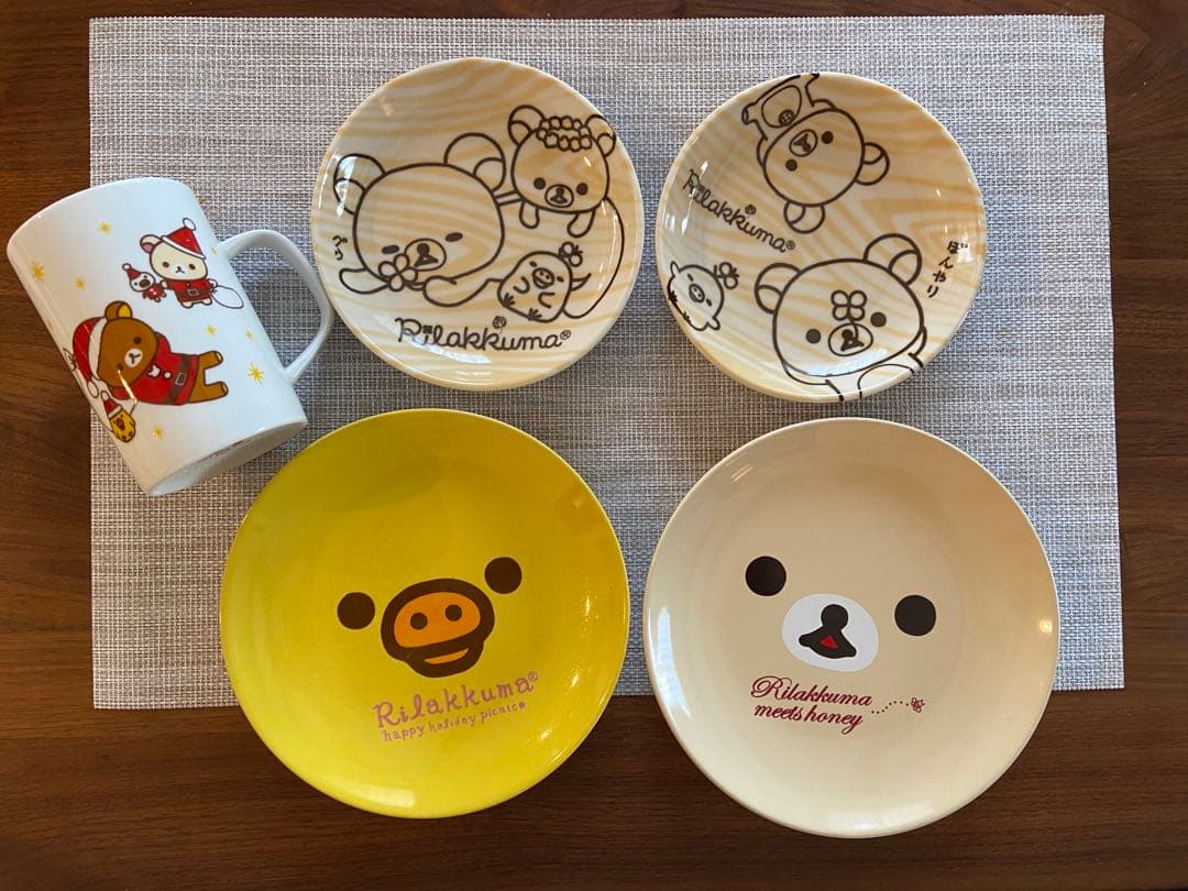 リラックマ】食器セット 皿4枚、カップ1個 - メルカリ
