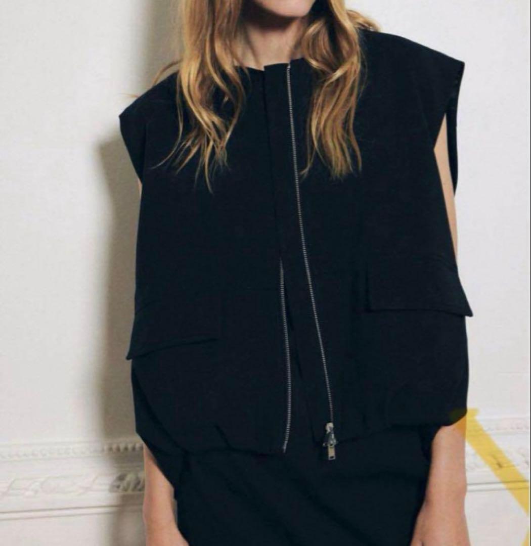 ZARA オーバーサイズボリュームベスト 未使用品 - メルカリ