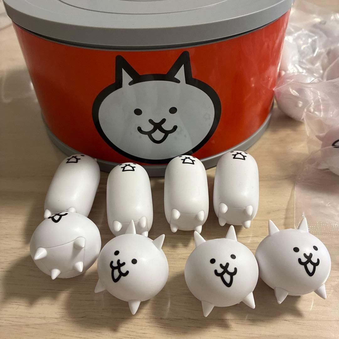 一番くじ にゃんこ大戦争 D賞 ネコ缶型ケース付きミニフィギュア24体