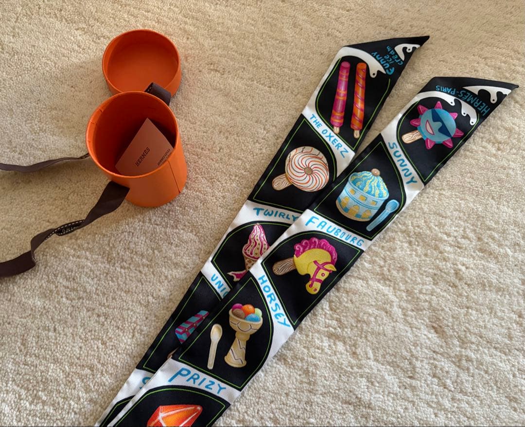 新品❗️エルメス　ツイリー　Twilly 《ファニー・アイスクリーム》